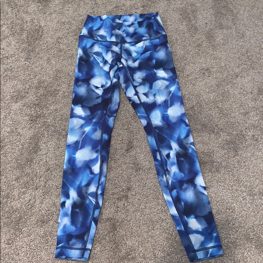 Lulu lemon yoga workout pants